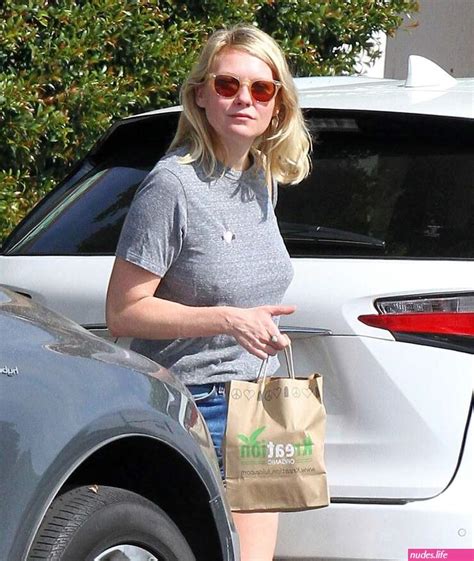 kirsten dunst pokies